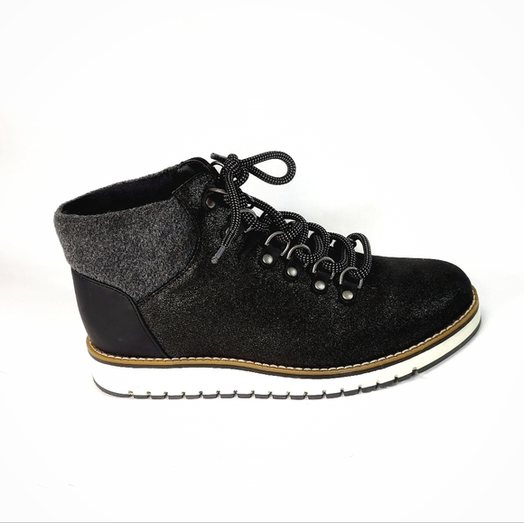 White Mountain Shoes - White mountain Clifton bootie